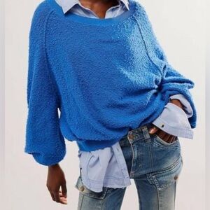 FREE PEOPLE Found My Friend Bouclé Pullover Deja Blue SIZE LARGE oversized